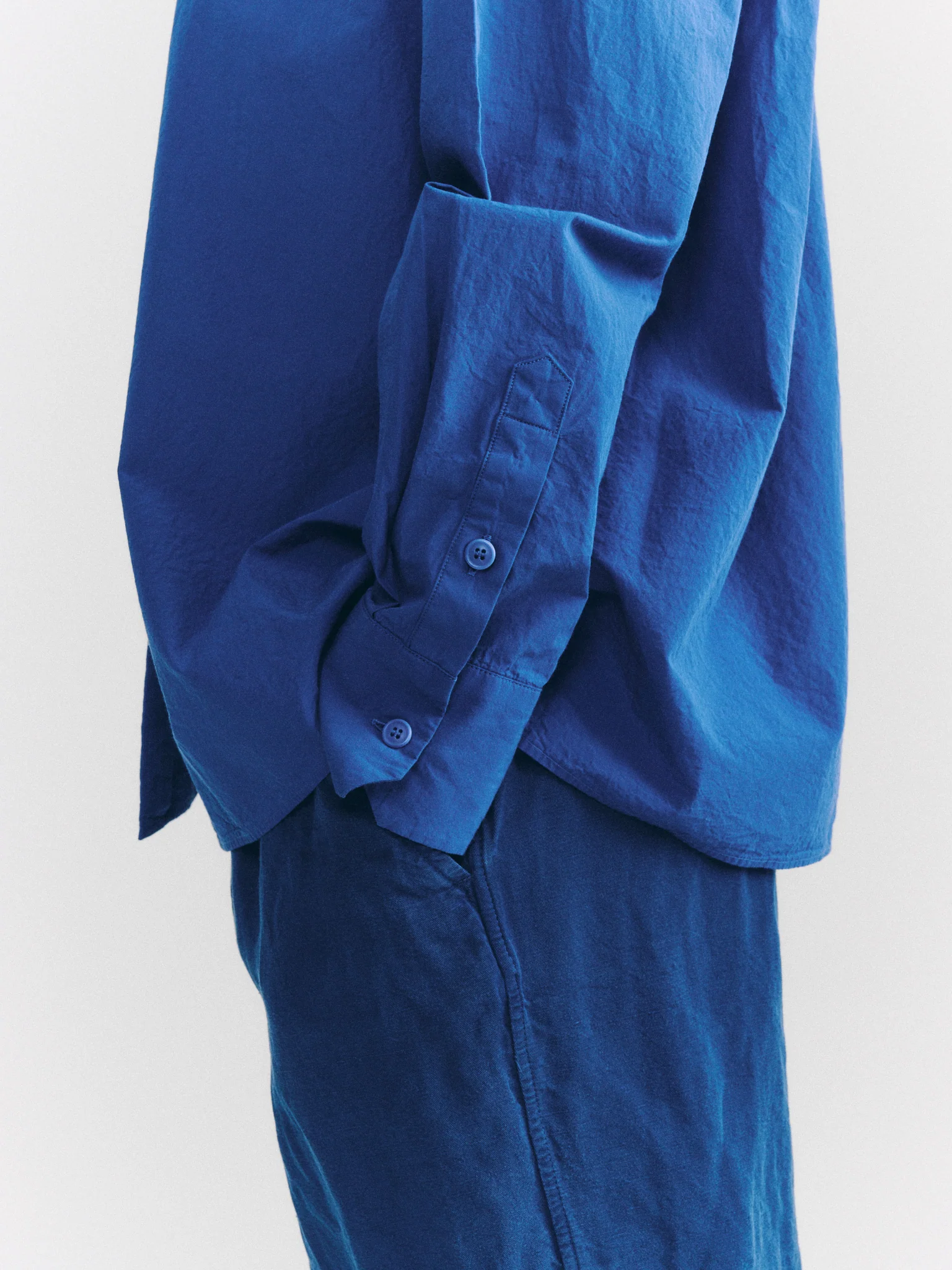 DRAYS TRAVAIL SHIRT - CHALK POPLIN - M BLUE - Image 5