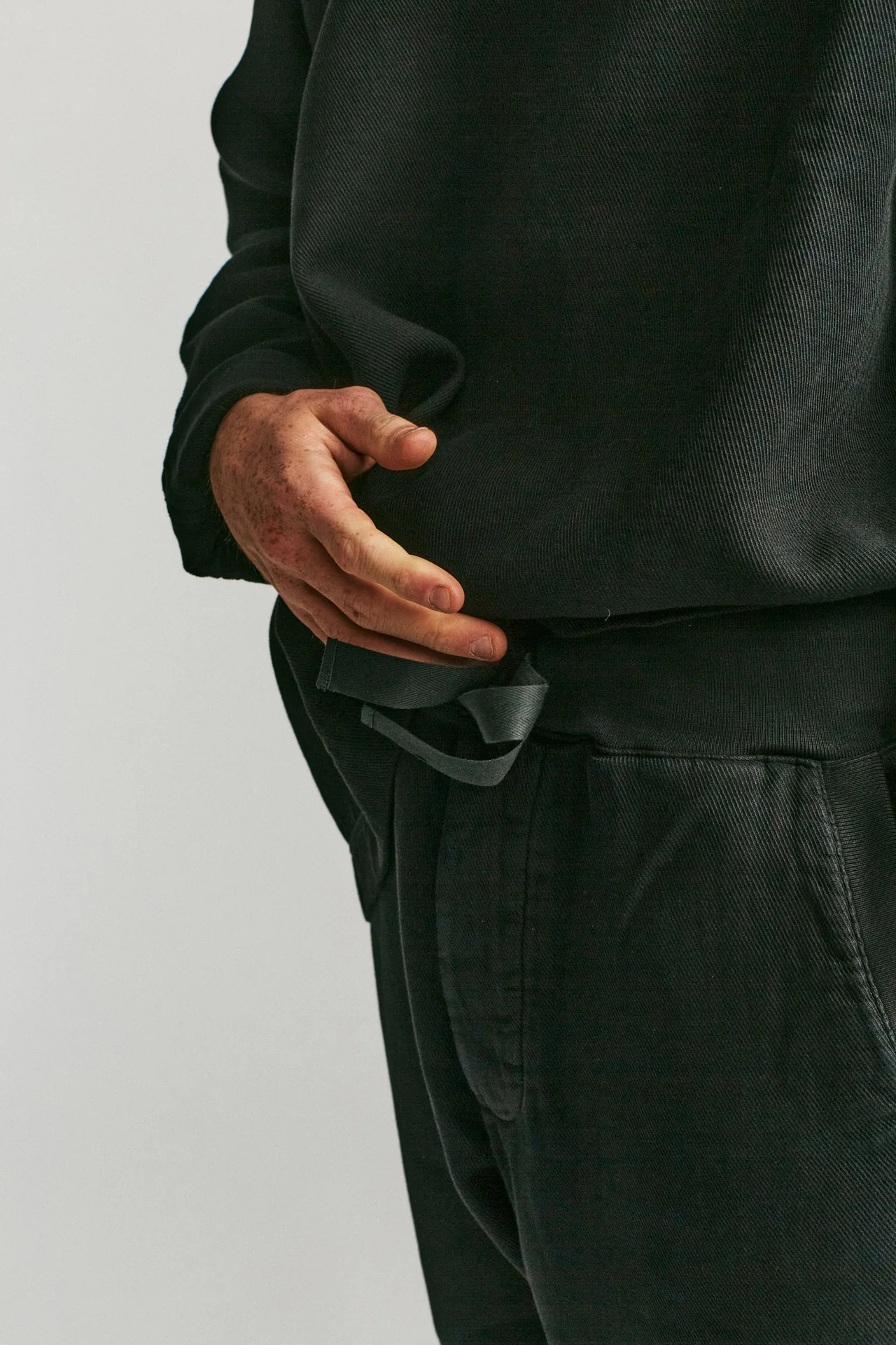 FELIX PANT - JERSEY WEAVE - ONYX - Image 6