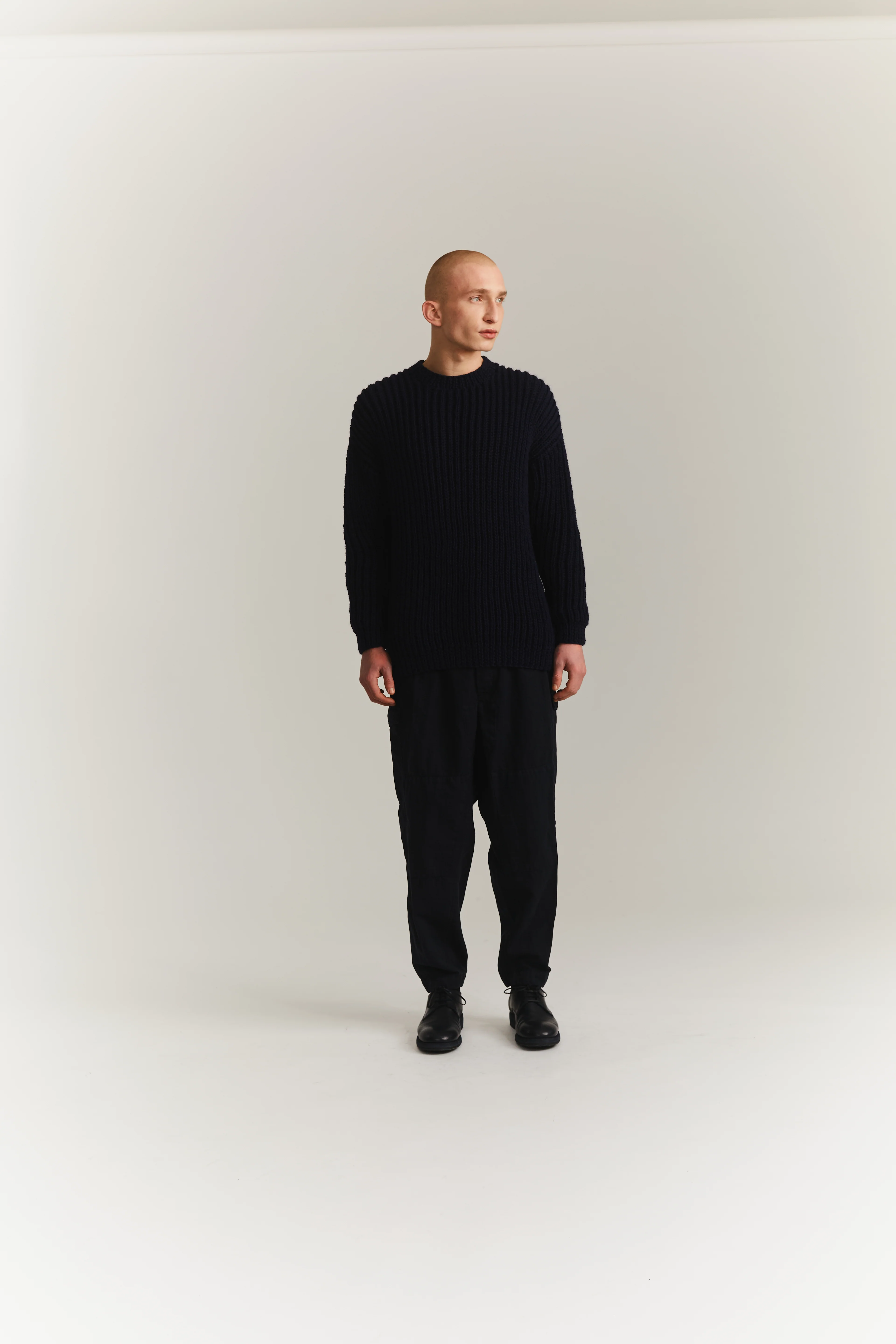 HEAVY RIB JUMPER - WOOLER - BLACK - Image 4