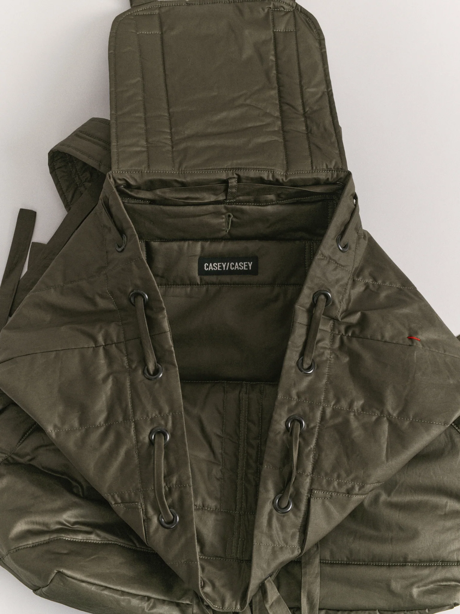 MILI BACK PACK - LACQUED - OLIVE - Image 6