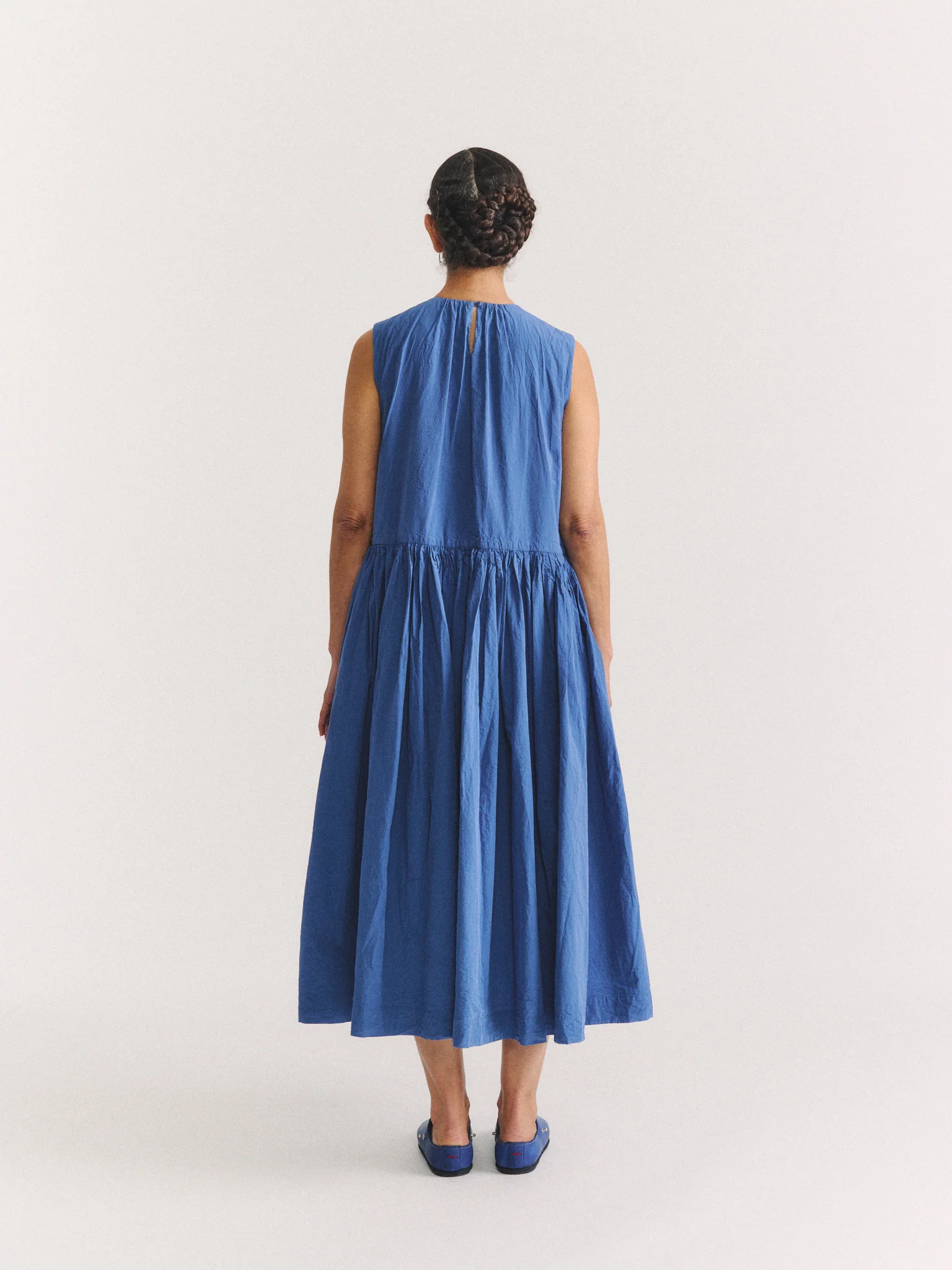 POMME RUCHEE DRESS - CHALK POPLIN - M BLUE - Image 4
