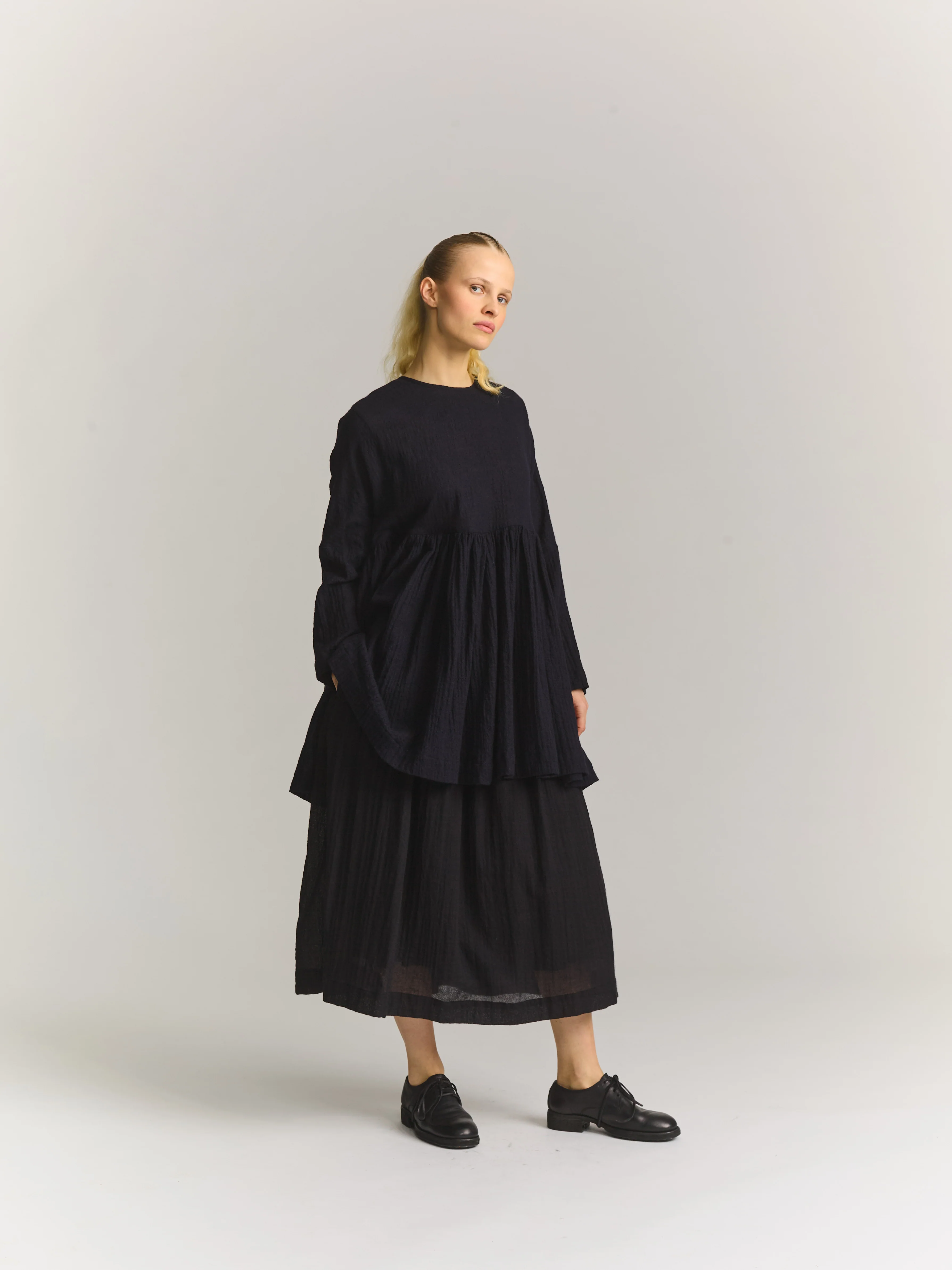 PYJ ROUCH TOP - OPEN WEAVE - NAVY - Image 3