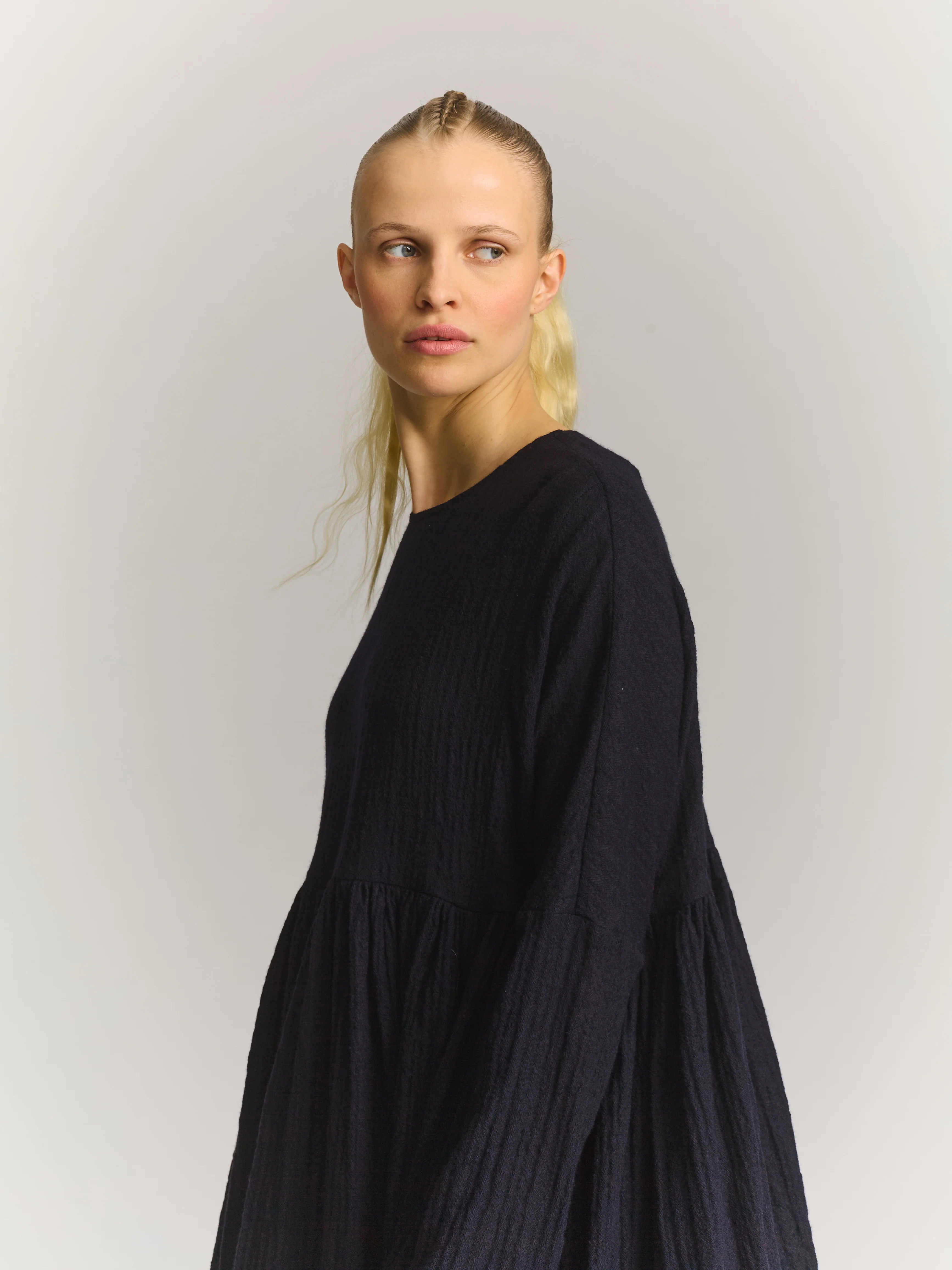 PYJ ROUCH TOP - OPEN WEAVE - NAVY - Image 8