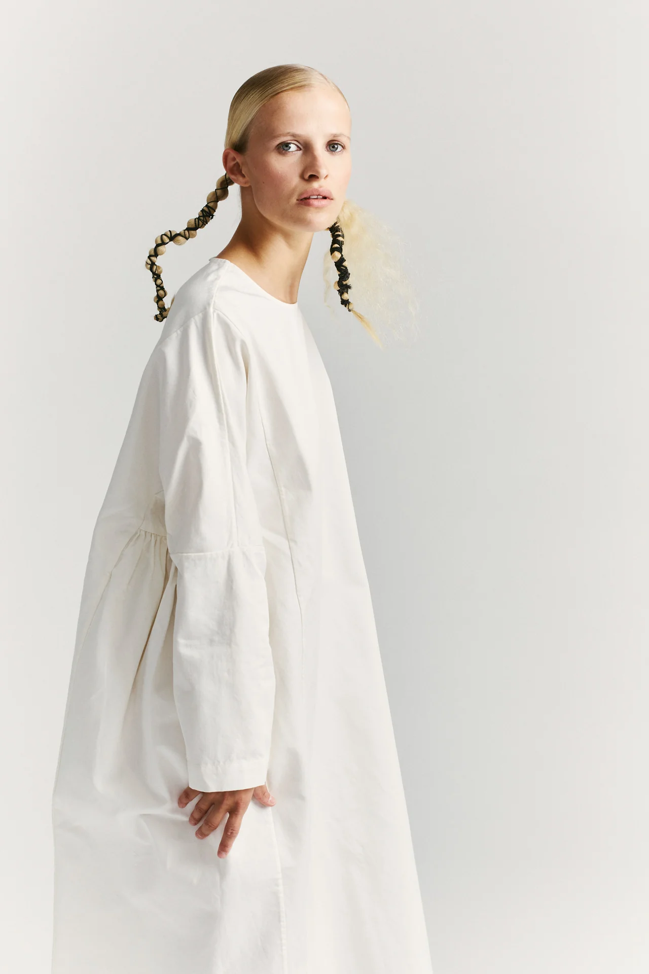 PYJ ROUCH DRESS - TWILL - WHITE - Image 8