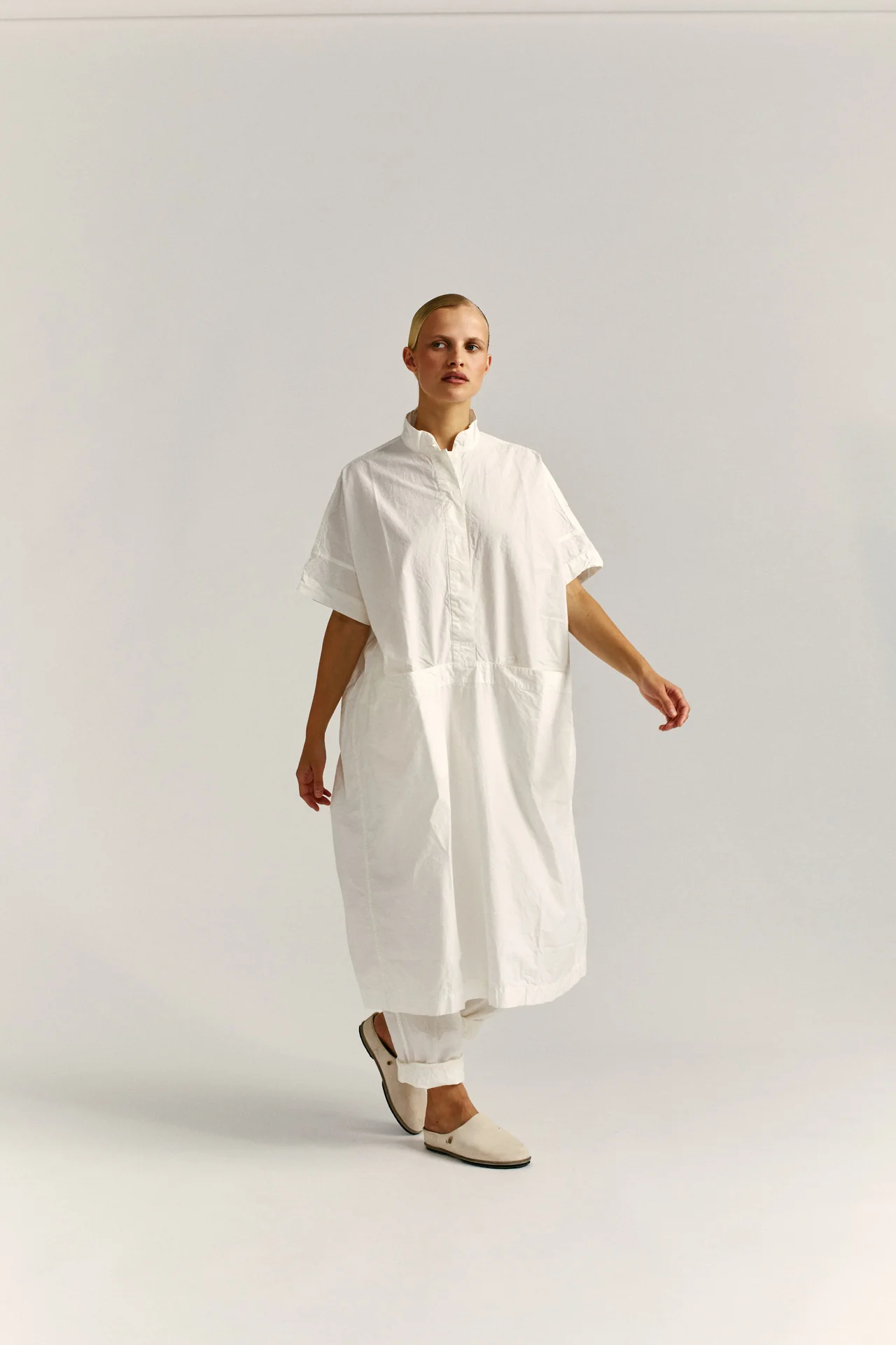 TEED DRESS - PAPER - WHITE - Image 4
